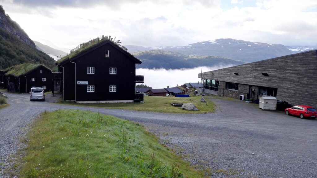 Trolltunga Norvégia: szállás