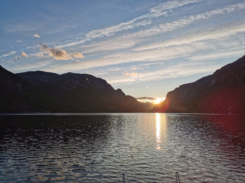 Látnivalók Stavanger: Lysefjord