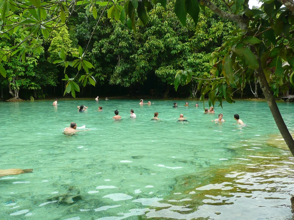 Krabi látnivalók: forró vizű forrás