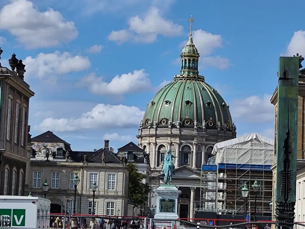 Koppenhága látnivalók - Amalienborg palota