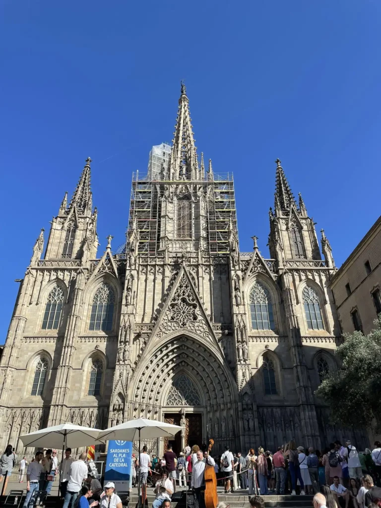 Látnivalók Barcelona városában: Catedral de la Santa Cruz y Santa Eulalia 2