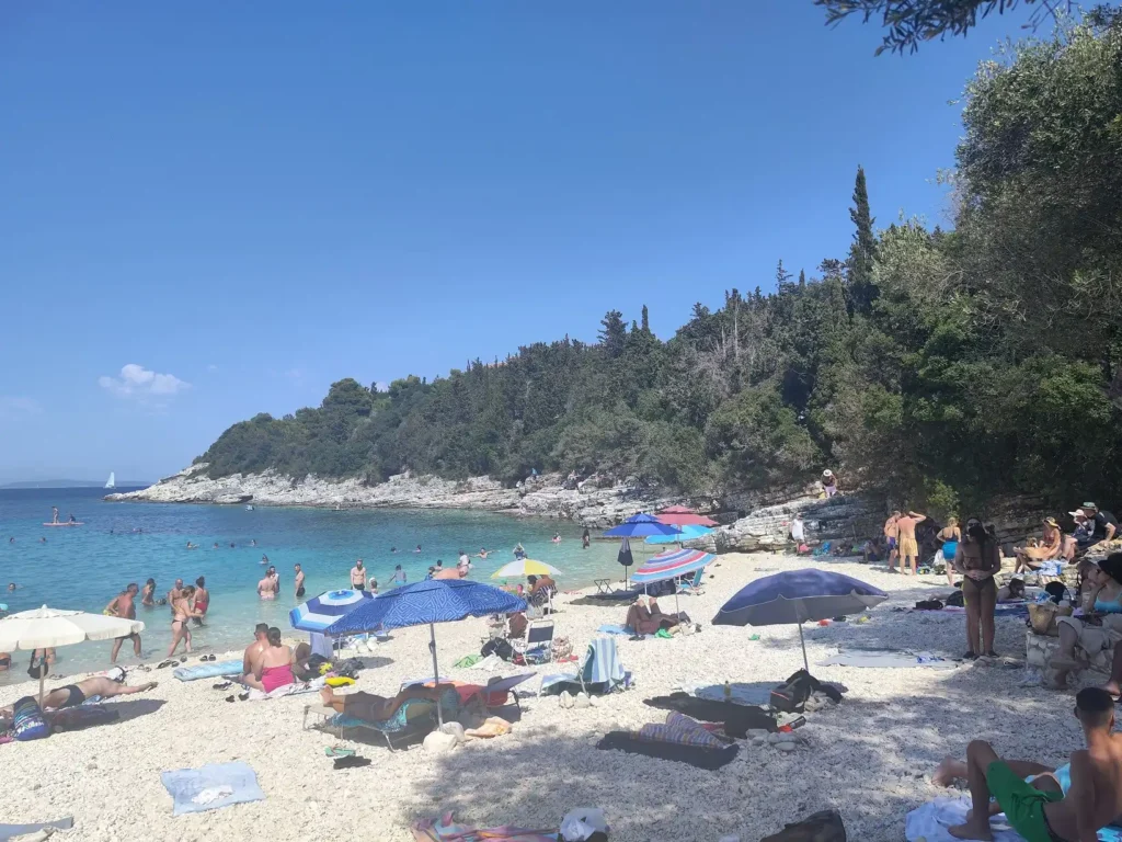 látnivalók Kefalonia szigetén - Emplisi  beach