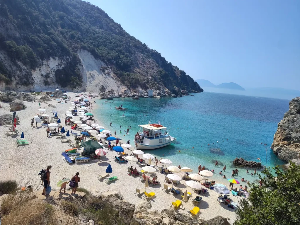 Látnivalók Lefkada szigetén - Travelhacker.eu: Agiofili beach